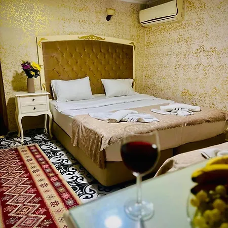 Aparthotel Alhambra 3*