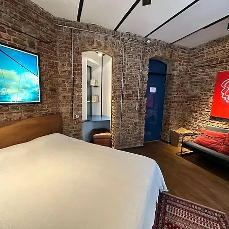 Doctors Spacious Place Apartment Istanbul
