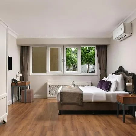 Meroddi La Porta Hotel 2*