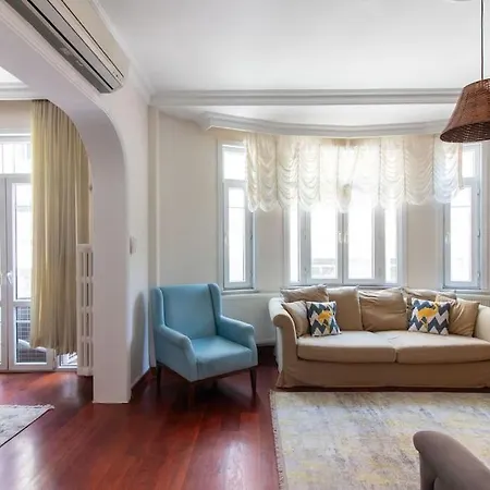 Apartament Authentic And Spacious 3br Flat W Ac And Balcony *