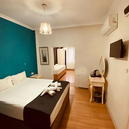 Adora Cafe & Restaurant Hotel Istanbul