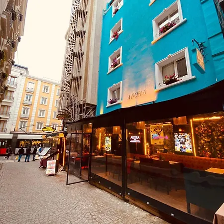 Adora Cafe & Restaurant Hotel 3*