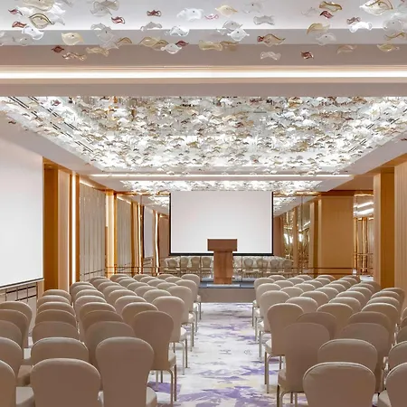 Moevenpick Bosphorus 5*