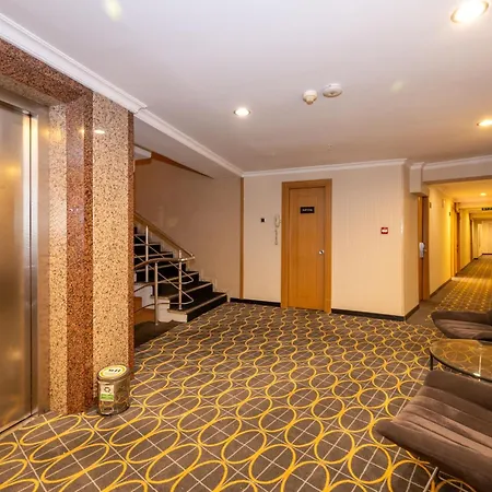 Hotel Klas Old 4*