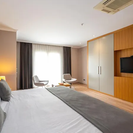 Klas Old Hotel 4*