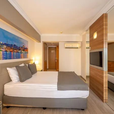 Klas Old Hotel 4*