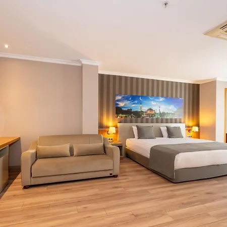 Hotel Klas Old 4*