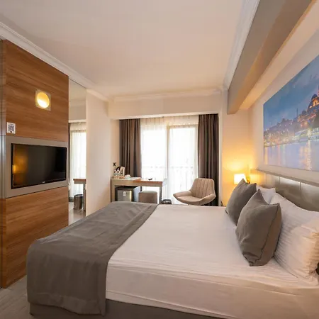 Hotel Klas Old 4*