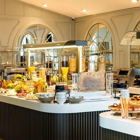 Hotel Zurich 4*