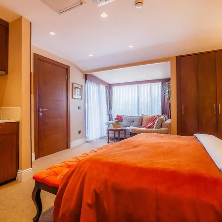 Lord Morgan & Exclusive Design Cihangir Apart-hotel 2*