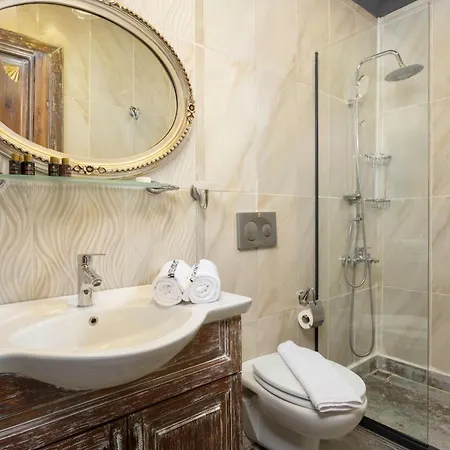 Wonder Wood Bed & Breakfast 2*