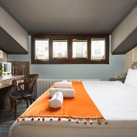 Wonder Wood Bed & Breakfast Istanbul