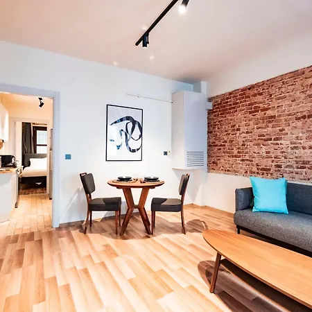 Homie - Modern Nearby Istiklal Street & Galata Tower Apartment *