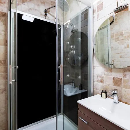 Apartment Homie - Modern Nearby Istiklal Street & Galata Tower