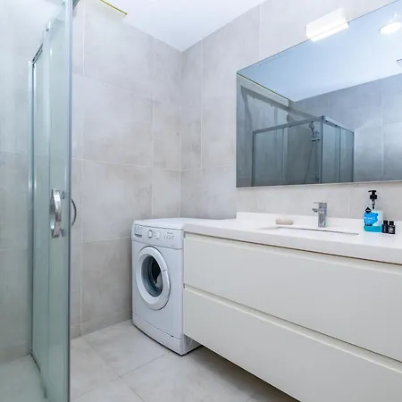 Apartment High Floor Lux 2 *
