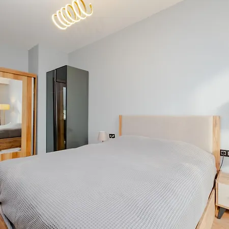 High Floor Lux 2 Apartment *