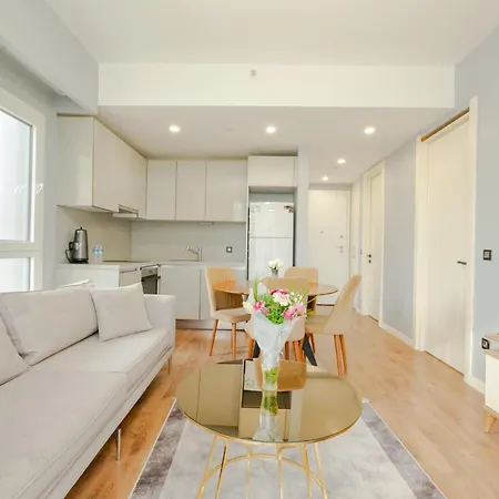 High Floor Lux 2 Apartment *