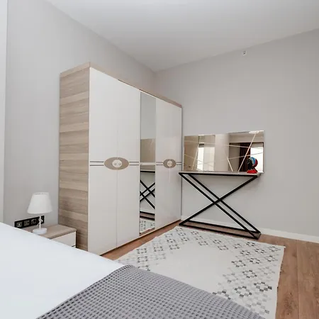 High Floor Lux Apartment Istanbul
