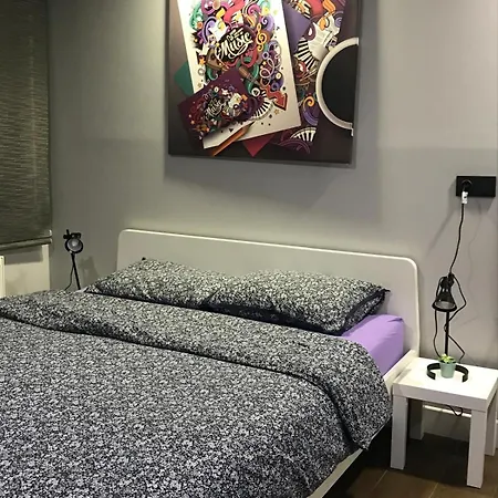 Rose House Apartment
