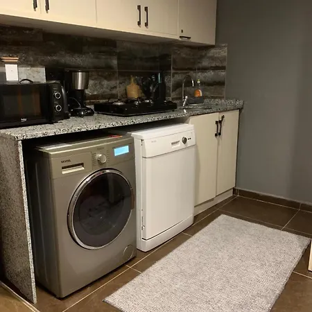 Rose House Apartment