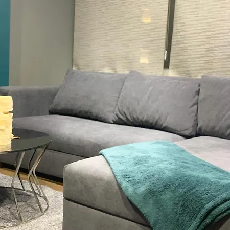 Rose House Apartment *