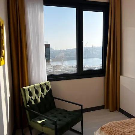 Karakoey Ultra Luxury Penthouse, 4br,sea View * Istanbul