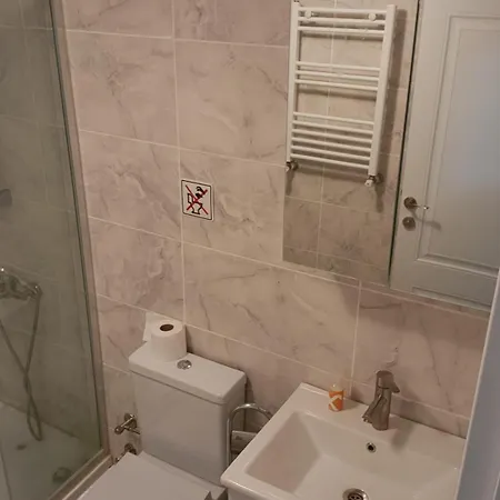 Apartment Kadikoy Merkezi Konumda *