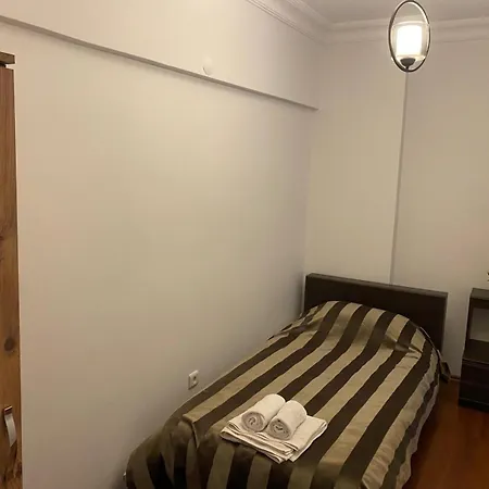 Kadikoy Merkezi Konumda *