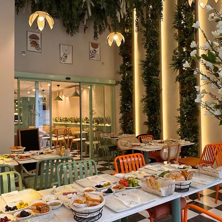 Apart-hotel Lord Morgan & Exclusive Design Nisantasi
