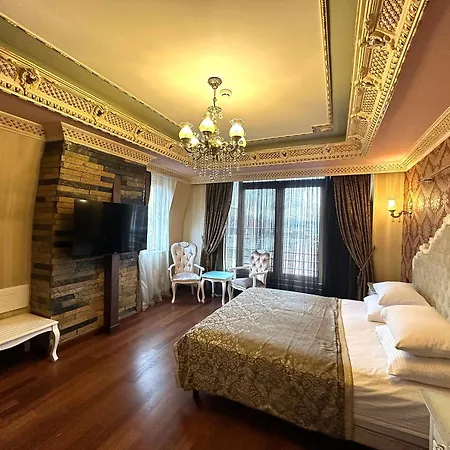 Golden Horn 4*