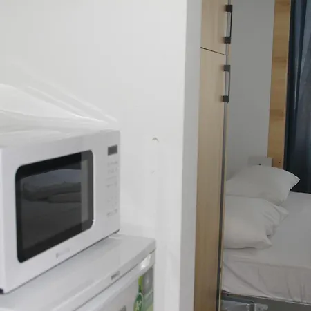 Hotel Hub Flats 4*