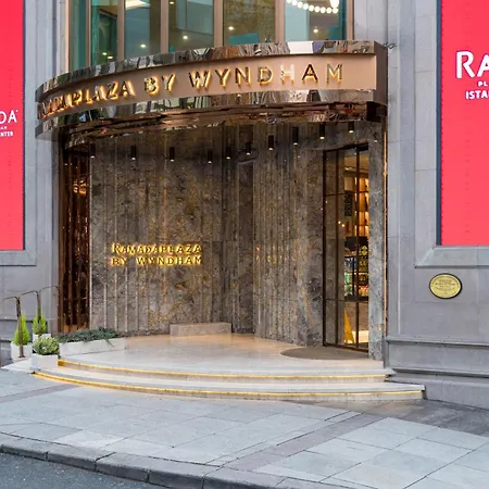 Ramada Plaza By Wyndham Center 5*