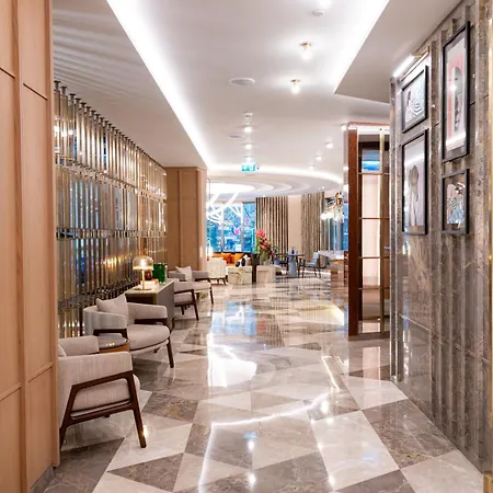 Ramada Plaza By Wyndham Center