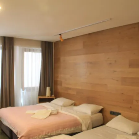 Hub Flats 4*