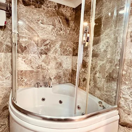 Hotel The Green Park Taksim 4*