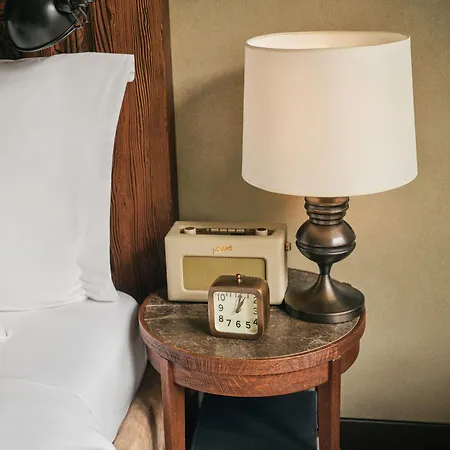Soho House 5*