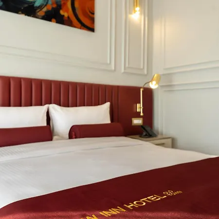 Hotel New Old Town 4*