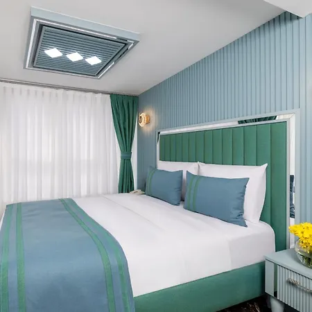 Santa Rio Gold Taxim Hotel *