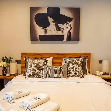 Benesta Centro Guest Teori Bed & Breakfast
