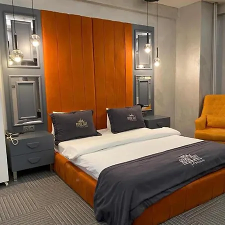 Royal Premium Hotel