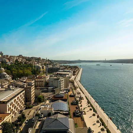Novotel Bosphorus Hotel 5*