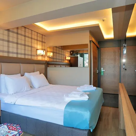 Turkuaz Otel 3*