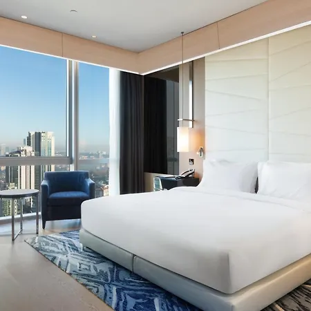 Hotel Wyndham Grand Levent & Conference Center 5*