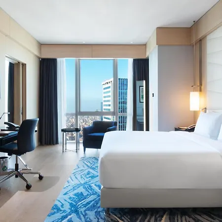 Hotel Wyndham Grand Levent & Conference Center 5*