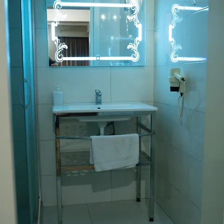 Szálloda Pearl 3*