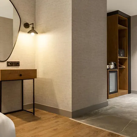 Otel Ramada Encore By Wyndham Arnavutkoy