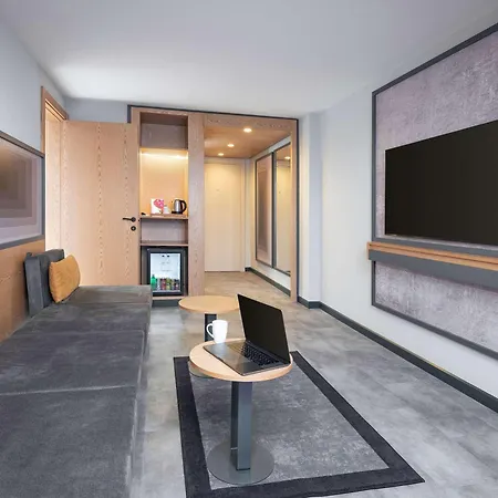 Ibis Sisli 4*