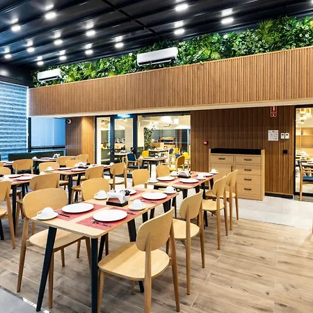Otel Ibis Sisli 4*