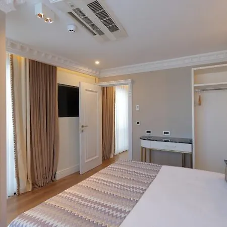 Hotel Golden Horn