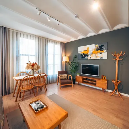 Kuledibi Suites, Historical 2-bedroom No-1 * Istanbul